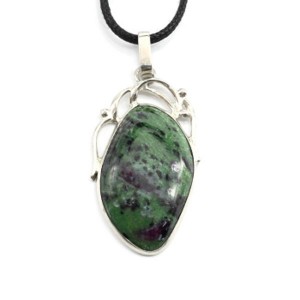 Кулон цоизит (нат.) 23*44мм.