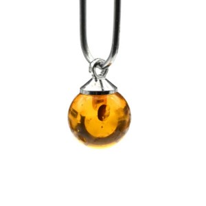 Кулон шарик из янтаря 8мм цв.коньячный (иск.)