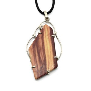 Кулон яшма уральская 35*60мм.