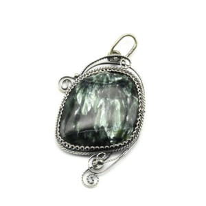 Кулон серафинит 26*44мм.