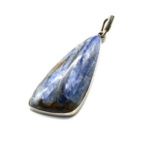 Кулон кианит "Грация" 18*40мм. Кулон кианит "Грация" 18*40мм.