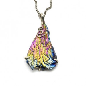 Кулон кианит титановый 27*40мм