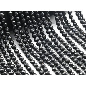 Бусины из агата черного шарик гр.6мм, 36см, 64 бусины Бусины из агата черного шарик гр.6мм, 36см, 64 бусины