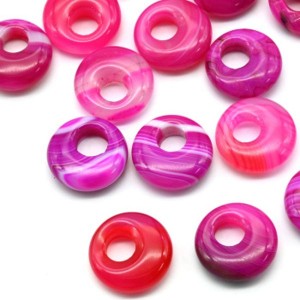 Бусина - бублик для швенз из агата тонированного цвет фуксия 18*5,5-6мм, 1шт