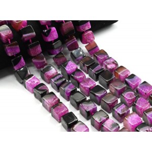Бусины из агата тонированного кубик 15мм, цвет фуксия, 41см, 20 бусин Бусины из агата тонированного кубик 15мм, цвет фуксия, 41см, 20 бусин