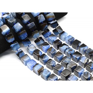 Бусины из агата тонированного кубик 15мм, цвет синий, 41см, 20 бусин