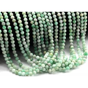 Бусины из изумруда шарик гр.4мм, 39см, 93 бусины