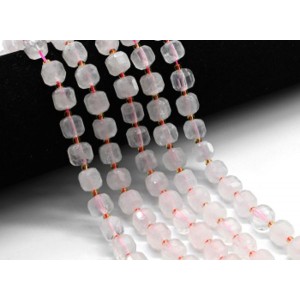 Бусины из розового кварца кубик гр.8мм, 38см, 36 бусин Бусины из розового кварца кубик гр.8мм, 38см, 36 бусин