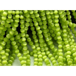 Бусины из кошачьего глаза (синт.) (улексит) шарик гр.6мм цвет салатовый светлый, 40см, 70 бусин (иск.)