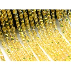 Бусины из циркона кубик гр.6*6мм цвет желтый хамелеон, 40см, 70 бусин Бусины из циркона кубик гр.6*6мм цвет желтый хамелеон, 40см, 70 бусин