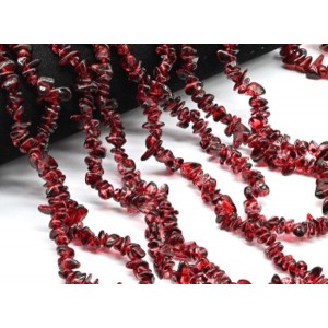 Бусины из стекла крошка 7*3мм цвет красный, 80см, 300 бусин (иск.)