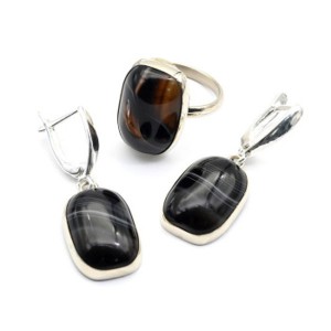 Кольцо и серьги с агатом Кольцо и серьги с агатом