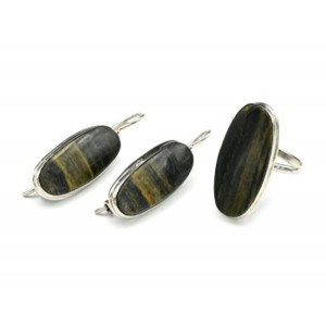 Кольцо и серьги авантюрин (уткинит) Кольцо и серьги авантюрин (уткинит)