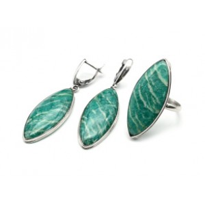 Кольцо и серьги с амазонитом Кольцо и серьги с амазонитом