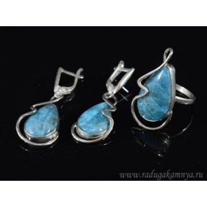 Кольцо и серьги из апатита Кольцо и серьги из апатита