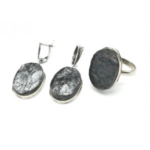 Кольцо и серьги с гематитом Кольцо и серьги с гематитом