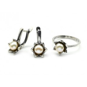 Кольцо и серьги с жемчугом кремовым