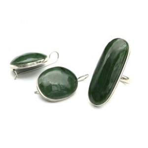 Кольцо и серьги нефрит "Овал" Кольцо и серьги нефрит "Овал"