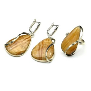 Кольцо и серьги оникс медовый