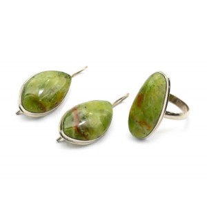 Кольцо и серьги опал зеленый Кольцо и серьги опал зеленый