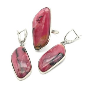 Кольцо и серьги из родонита "Грация"