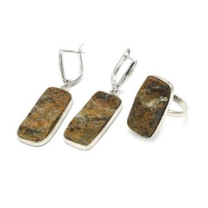 Кольцо и серьги халцедон