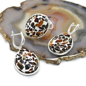 Комплект с янтарём мозаика в посеребрении кольцо, серьги овал 22*25мм, 9,9г