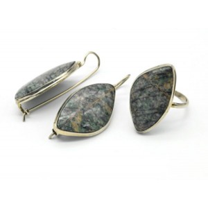 Кольцо и серьги лиственит "Грация"