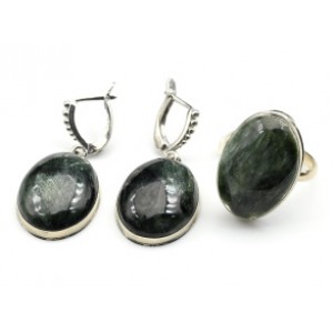 Кольцо и серьги актинолит " Овал "