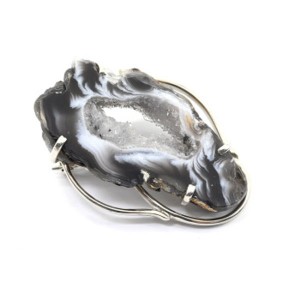 Брошь с жеодами агата бразильского 41*27мм.