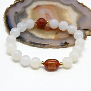 Браслет из агата светлого с сердоликом, 16см