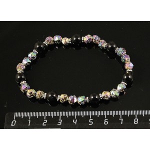 Браслет из жемчуга черного (иск.), шарик 8мм, и лавы, шарик 6мм огранка, цвет радужный (тонир.) на резинке