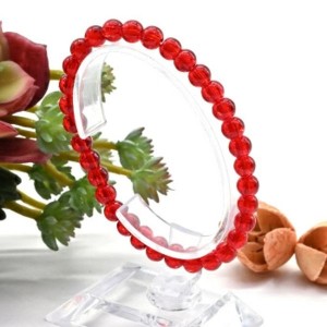 Браслет из кварца тонированного шарик 6мм цвет красный, 16см (иск.)