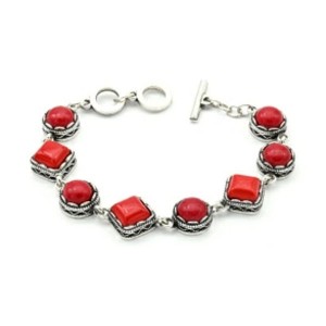 Браслет на металлической основе с кораллом (имитация), ромбы и круги, 20-22см