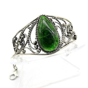 Браслет хромдиопсид "Капля", 17см