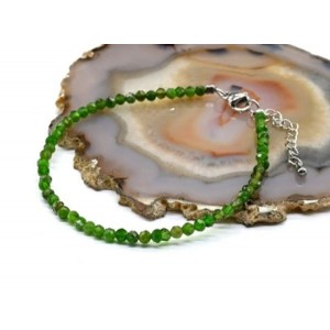 Браслет из хромдиопсида шарик гр.3мм, 19см Браслет из хромдиопсида шарик гр.3мм, 19см