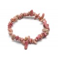 Браслет из крошки родонита, 17см Браслет из крошки родонита, 17см