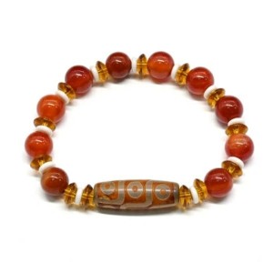 Браслет с бусиной дзи Девять глаз бочонок 10*29мм с сердоликом шарик 10мм