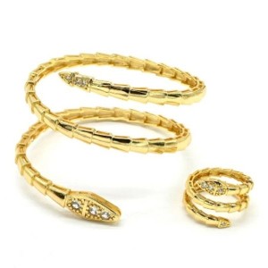 Жесткий браслет и кольцо на пружинке Змея с фианитами цвет золото, хрусталь, 15см (иск.)