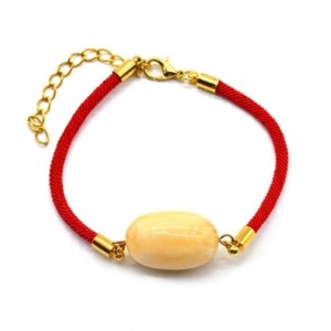 Браслет красная нить с янтарем овал 15*24мм цвет молочный, 19см (иск.)