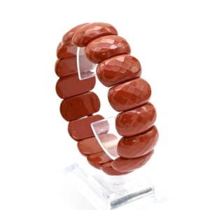 Браслет граненый 25*13мм из яшмы красной Браслет граненый 25*13мм из яшмы красной