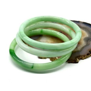 Браслет круглый из муранского стекла ширина 8мм цвет мятный (иск.)