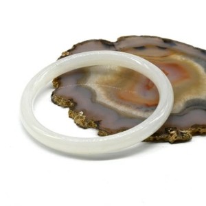 Браслет обруч из муранского стекла ширина 8мм цвет белый (иск.)