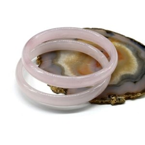 Браслет обруч из муранского стекла ширина 9мм цвет розовый (иск.)