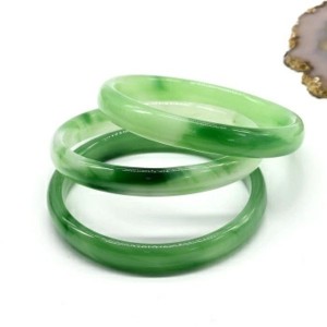 Браслет круглый из муранского стекла ширина 9мм цвет зеленый (иск.)
