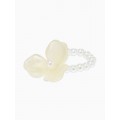 Кольцо бисерное «Цветок трилистник жемчужный», бежевое, на резинке, безразмерное