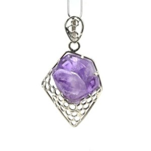 Кулон аметист 31*40мм. Кулон аметист 31*40мм.