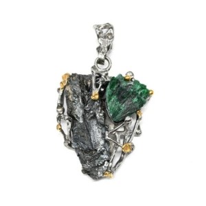 Кулон гематит с малахитом плисовым 28*37мм.