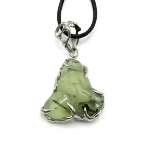 Кулон пренит 27*30мм. Кулон пренит 27*30мм.