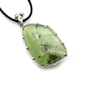 Кулон пренит 30*50мм.